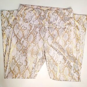 Fabletics Define Powerhold High-Waisted Legging